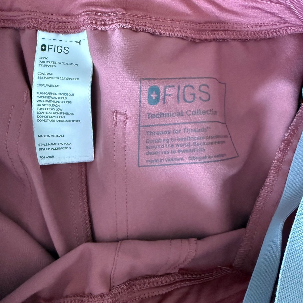 FIGS Scrub Lot 4 Pc Large Yola Pants Sleeveless Tops Pink + Teal Medical 2 sets - Picture 10 of 12